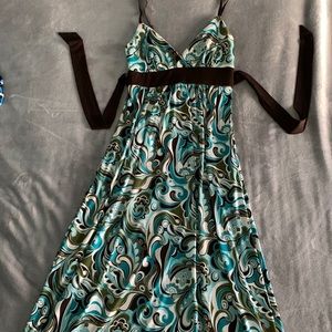 EUC Maxi dress